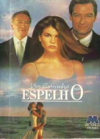 Um Estranho No Espelho