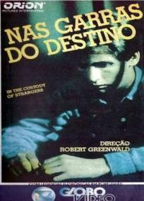 Nas Garras do Destino